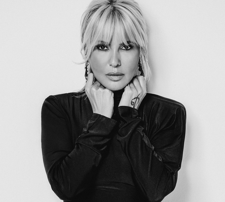 Gülben Ergenden Bomba Gibi Dönü! 